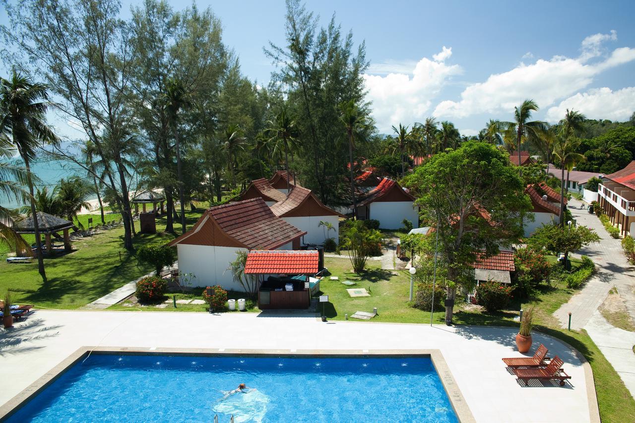 Frangipani Langkawi Resort Pantai Cenang  Bagian luar foto