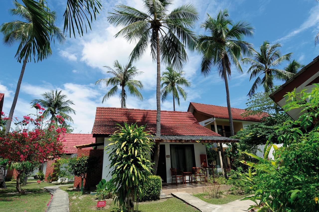 Frangipani Langkawi Resort Pantai Cenang  Bagian luar foto