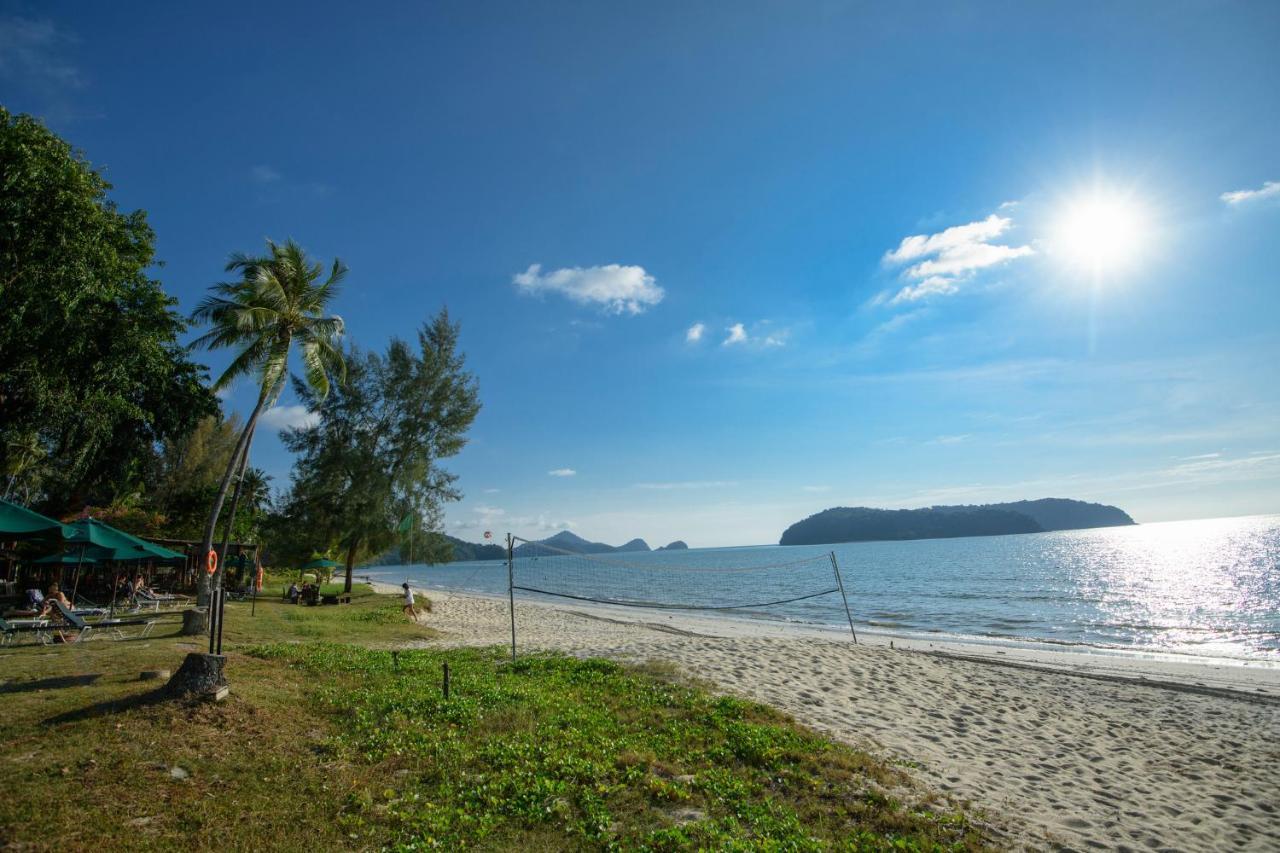 Frangipani Langkawi Resort Pantai Cenang  Bagian luar foto