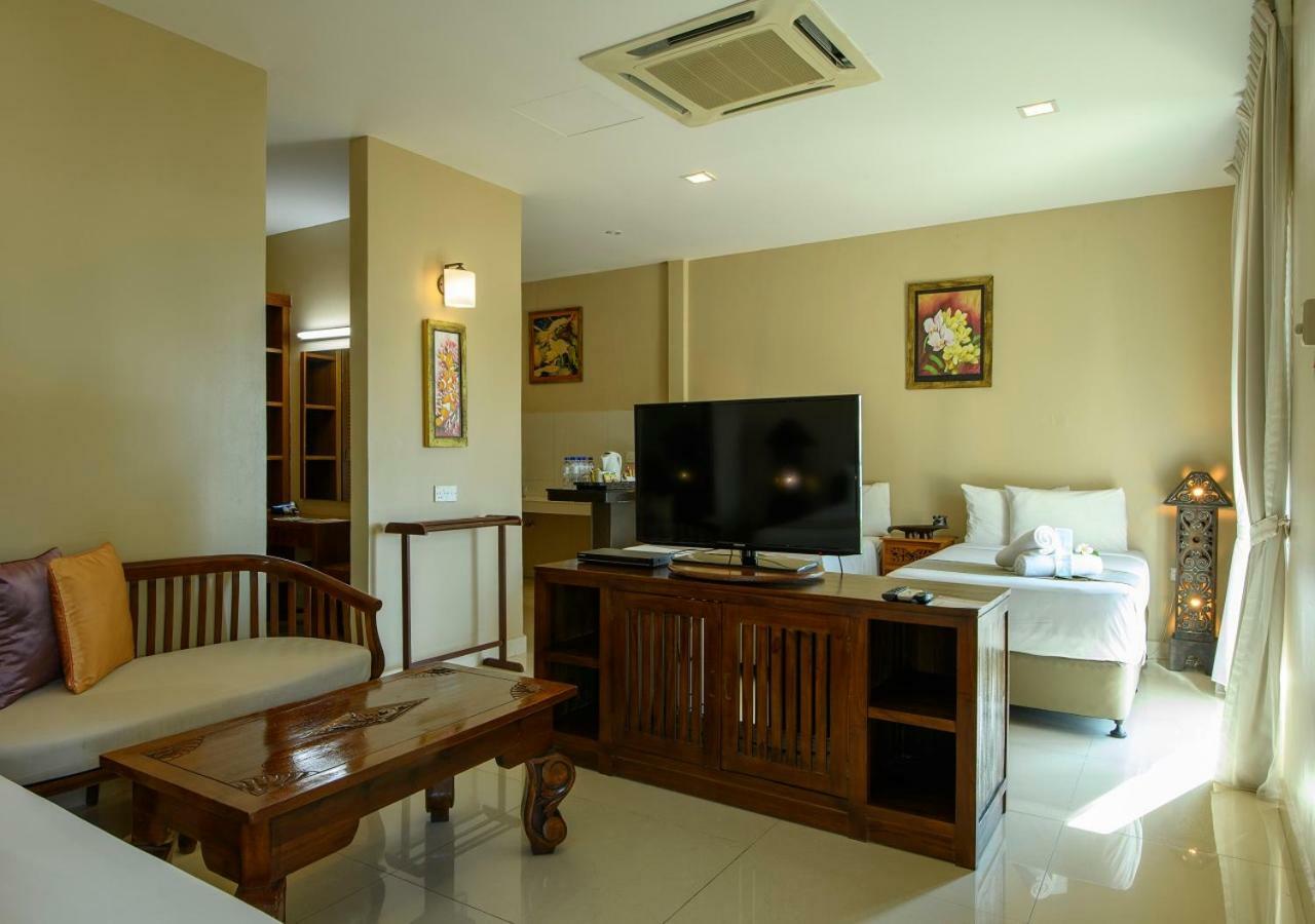Frangipani Langkawi Resort Pantai Cenang  Bagian luar foto